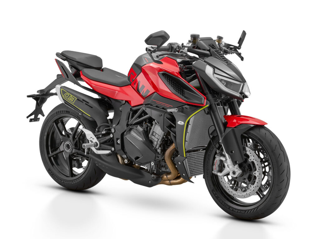 QJMOTOR SRK 921 motocykl naked